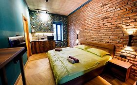 Anbani Apartments - City Center